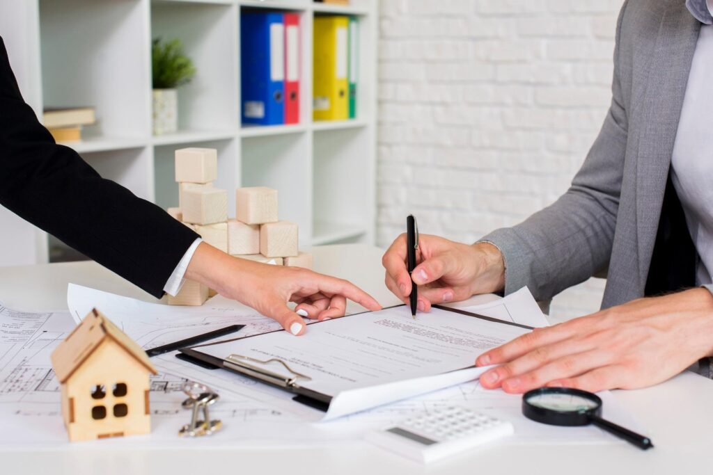 Nội dung cần có trong hợp đồng quản lý vận hành nhà chung cư